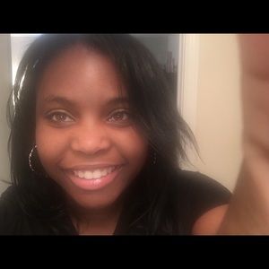 Meet your Posher, Marshee